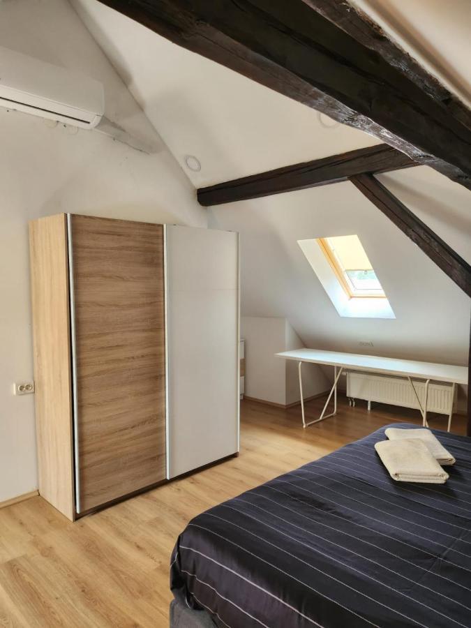 Apartman Buzanova 001 Apartment Zagreb Luaran gambar