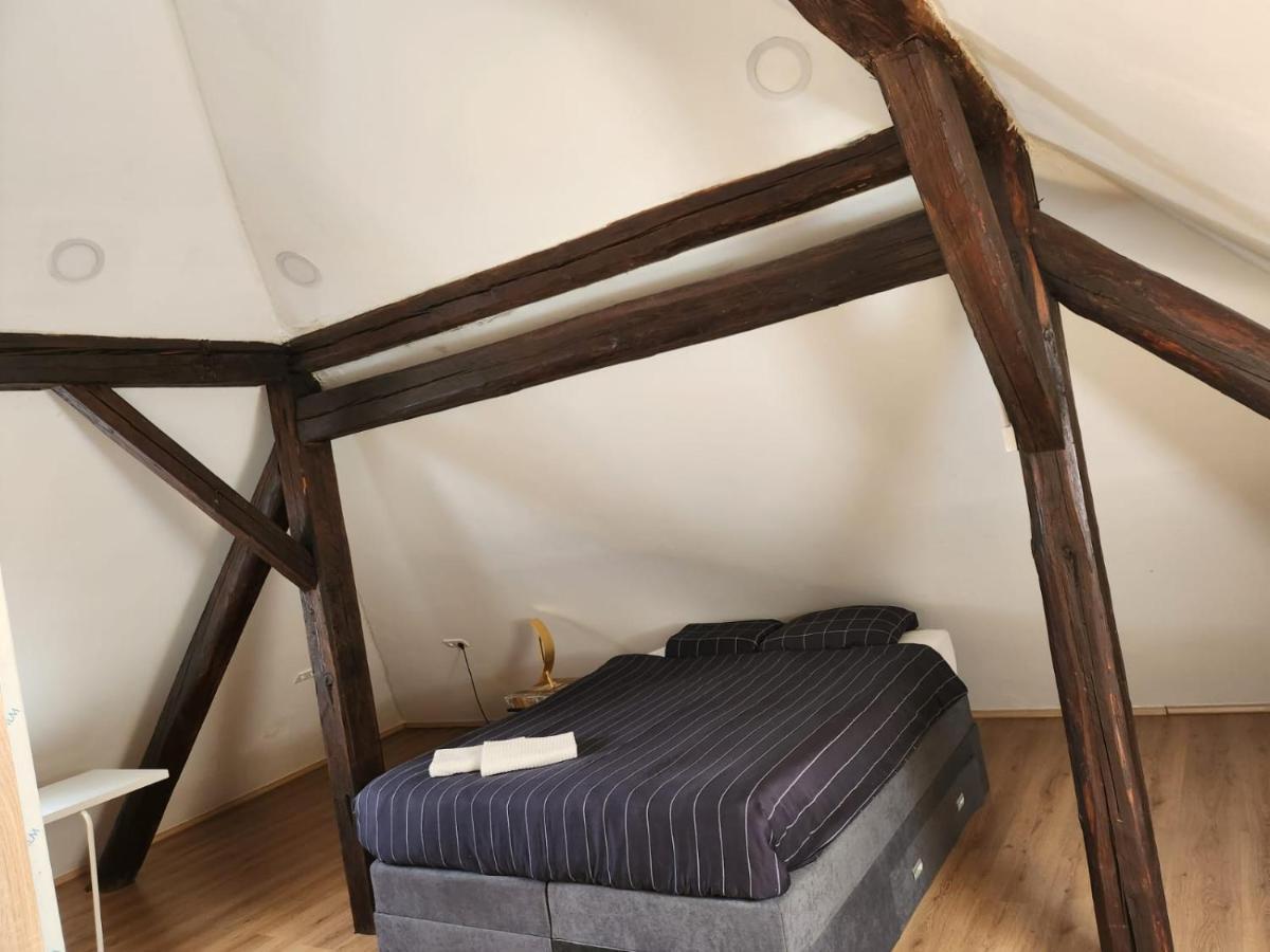 Apartman Buzanova 001 Apartment Zagreb Luaran gambar