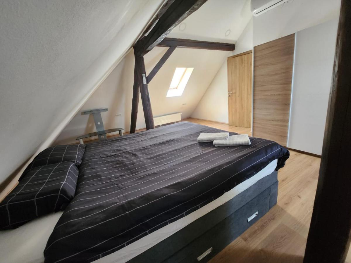 Apartman Buzanova 001 Apartment Zagreb Luaran gambar